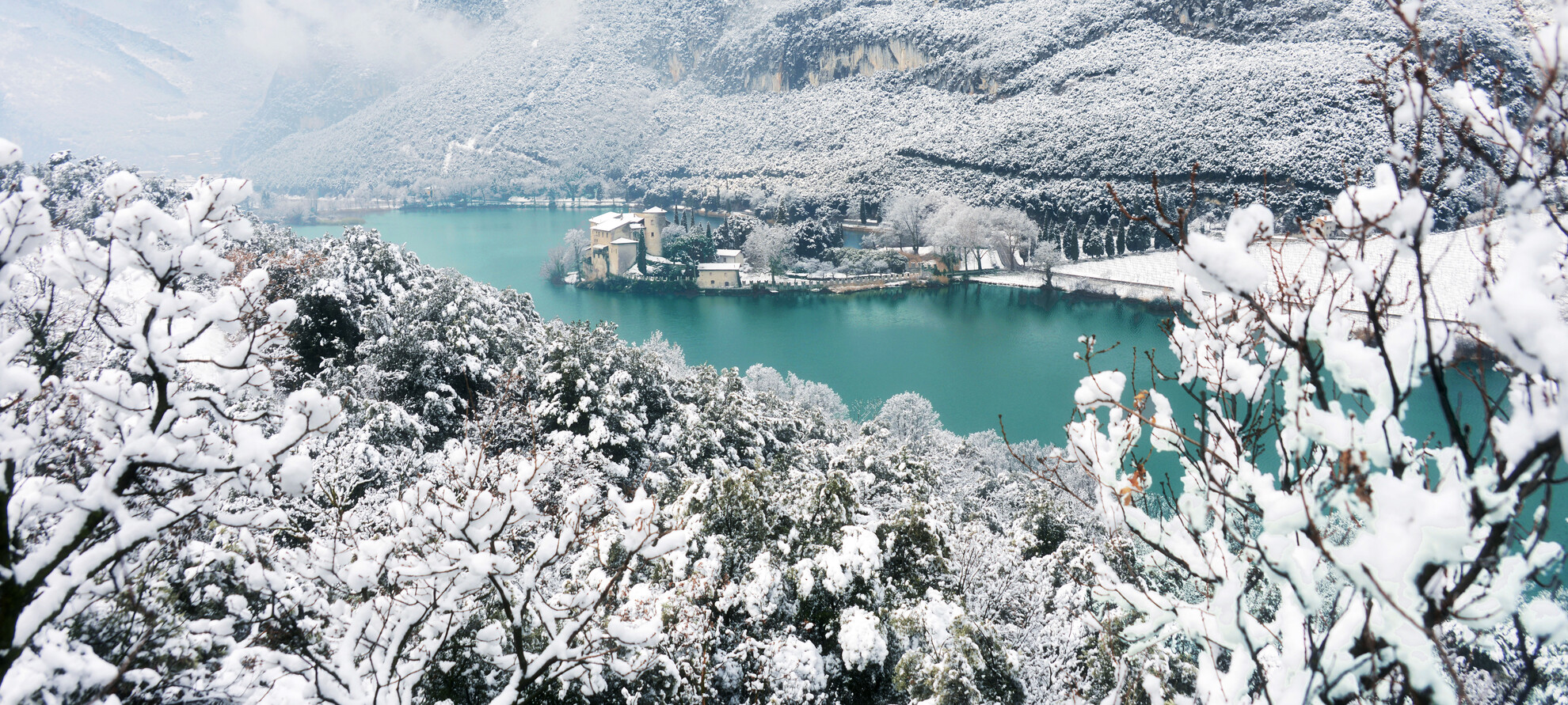where to spend a day in Trentino | © CASTEL TOBLINO_Archivio APT Trento, Monte Bondone, Valle dei Laghi – foto M. Miori