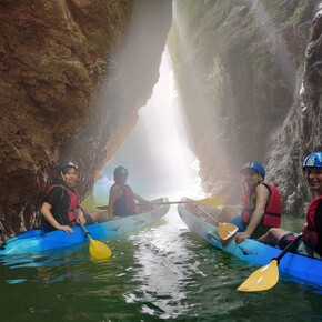 Guided kayak tour to the canyons of Novella River Park