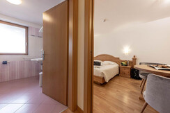 I camera family mod..