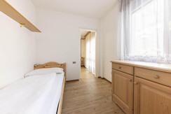 New six beds apartment single bed room with bathroom