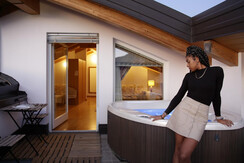 Hot_Romanda2022_24_bassa