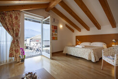 Hot_Romanda2022_17_bassa