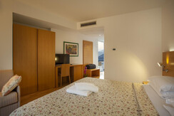 Hot_Romanda2022_14_bassa