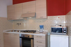 Ambra C: angolo cottura attrezzato