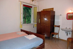 Stanza con 2 letti singoli