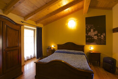 Stanza matrimoniale mansarda