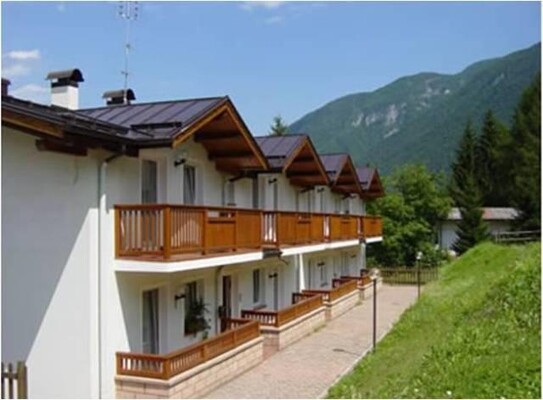 Esterno estate_Ai Bonetei_Dimaro