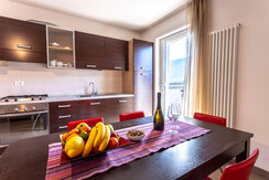 Soggiorno Giallo Limone 11