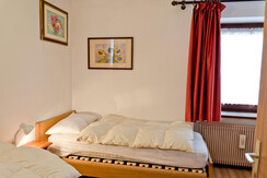 Camera con due letti singoli