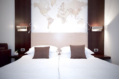 Map room - Hotel Luise Riva del Garda 2