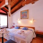  foto van Tweepersoonskamer, douche of bad, WC, standard