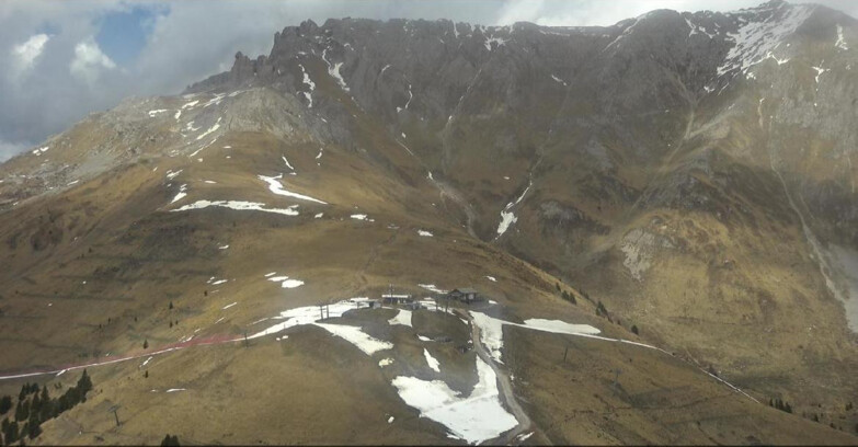 Webcam Pampeago  - Predazzo -  Obereggen - Mountain hut Passo Feudo