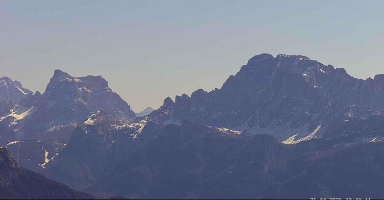 Webcam Passo San Pellegrino-Falcade  - Pelmo e Civetta