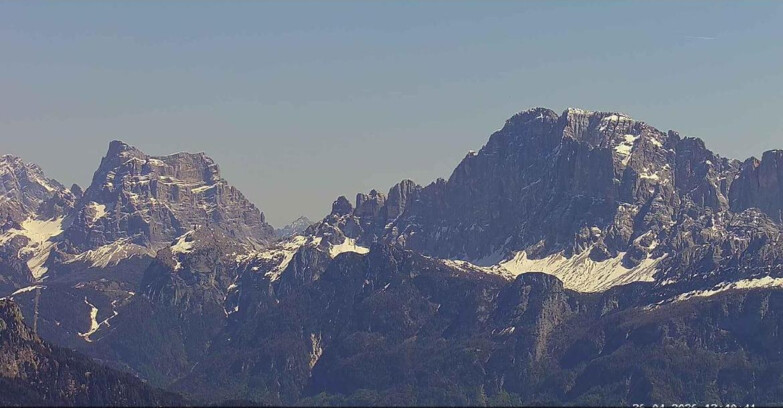 Webcam Passo San Pellegrino-Falcade  - Pelmo e Civetta