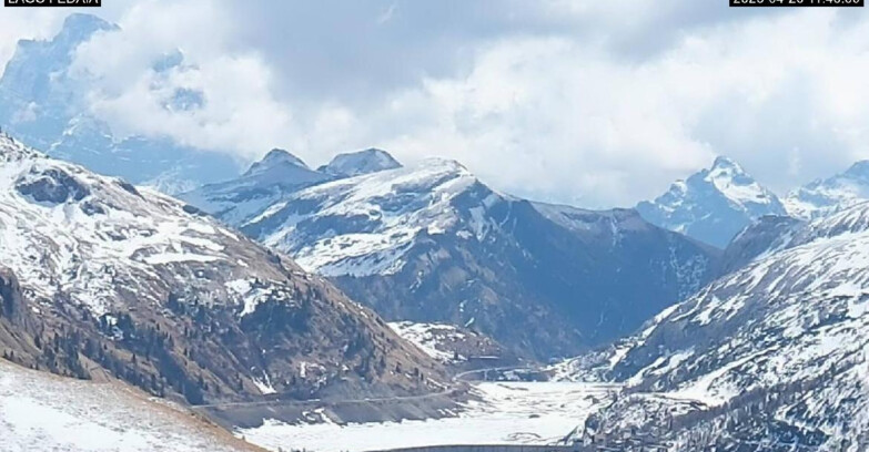 Webcam Canazei-Belvedere - Lago e Passo Fedaia