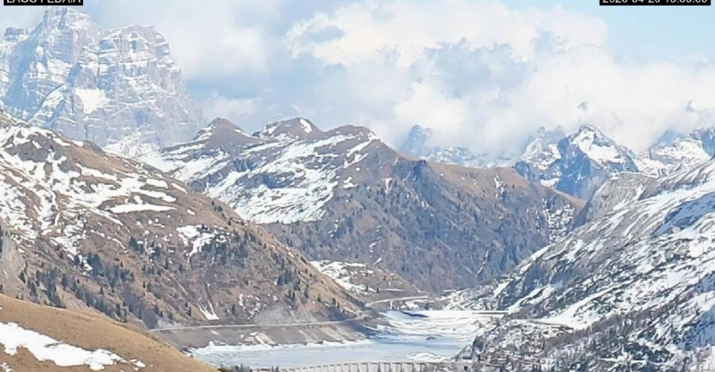 Webcam Canazei-Belvedere - Lago e Passo Fedaia