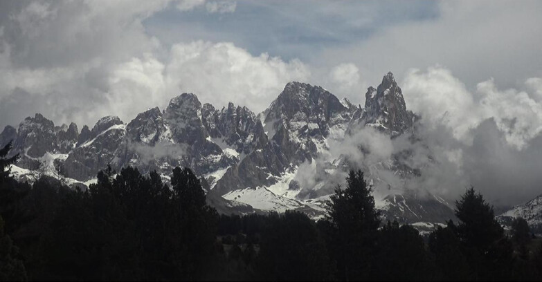 Webcam Bellamonte-Alpe Lusia - Pale di San Martino