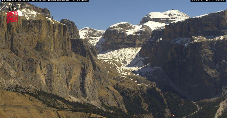 Webcam Campitello-Mazzin-Col Rodella - Canazei - Belvedere - Skiarea Belvedere