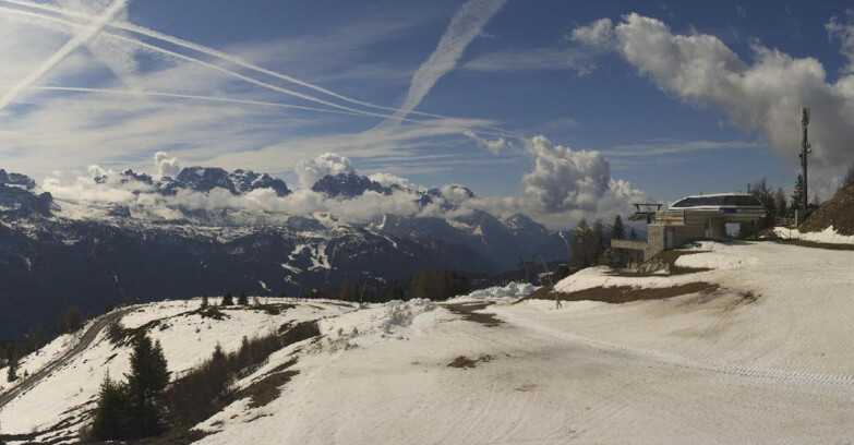 Webcam Skiarea Campiglio Dolomiti di Brenta Val di Sole Val Rendena - Seggiovia Malghette 